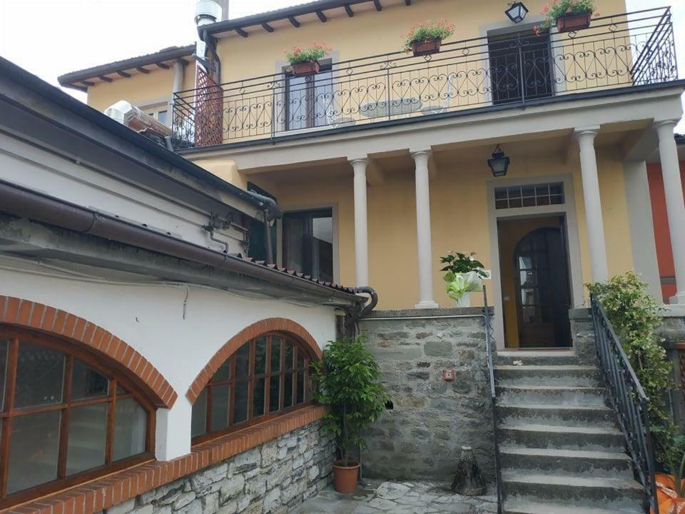 Albergo Antica Lanterna Кастелнуово ди Гарфаняна Екстериор снимка